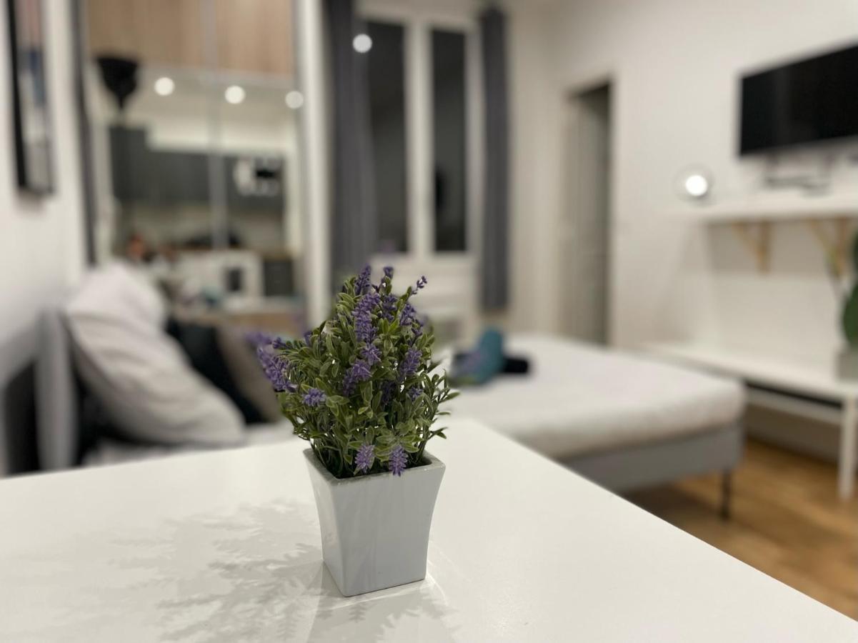 Nice Renting - Cambrai02 - Studio Beach Sea View - Ac - Promenade Des Anglais Eksteriør bilde